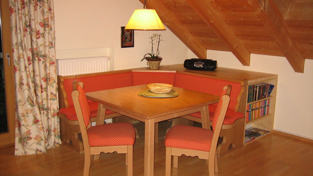 Essecke im 2. Obergeschoss Essecke im 2. Obergeschoss